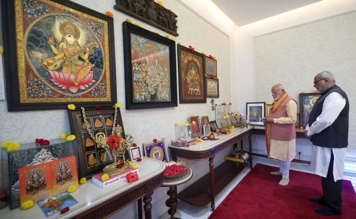 Narendra Modi visits Vice President C.P.Radhakrishnan on Chithirai Tamil New Year day